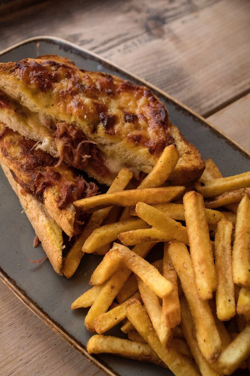 🇫🇷 introducing our croque monsieur🇫🇷

#lunch #sandwich #croquemonsieur #simplylovely #deli #delilife #chef #cheflife #frenchfood #hale #altrincham #manchester #cheshire #yum #foodporn #instafood #eatmcr