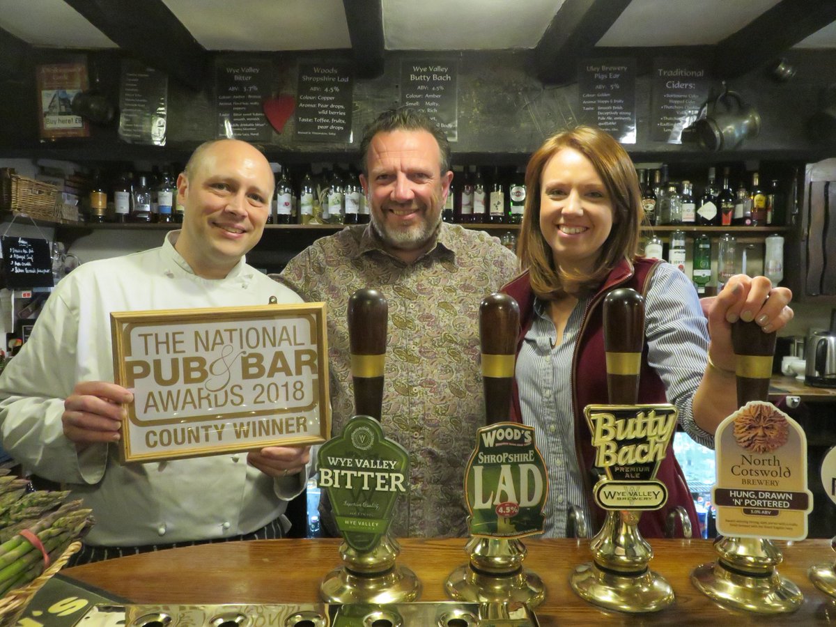 Whoop! We're delighted that The Fleece Inn has been named the Best Pub in Worcestershire by the 2018 National Pub & Bar Awards! #PubandBarAwards 
We'll be off to that London in May for the finals, wish us luck
