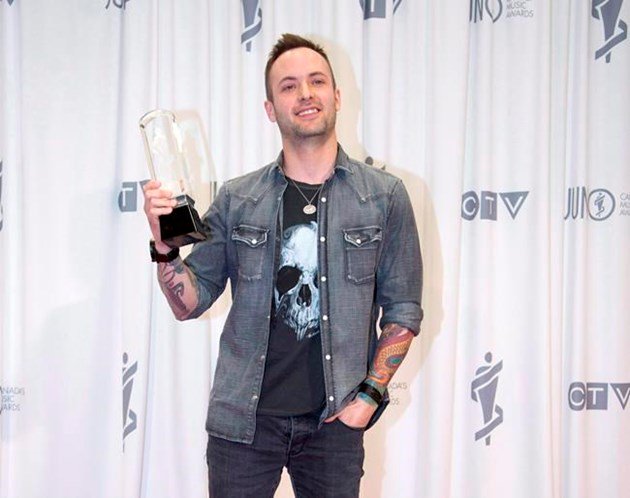 Broncos tribute concert expected to attract over 30 current and former NHLers: bit.ly/2HUwUQv https://t.co/PiA3ISsVpV