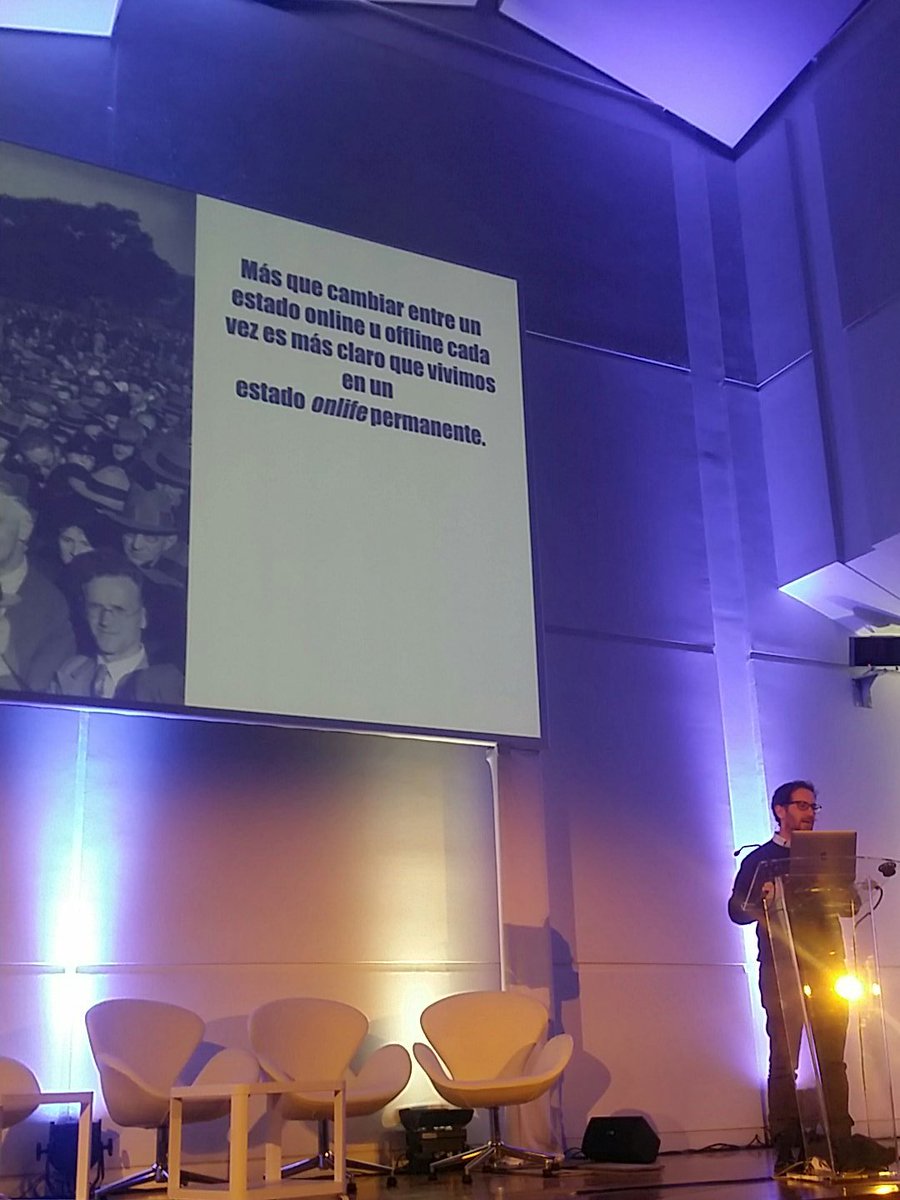 EUmccpd's tweet photo. @c_magro comienza su ponencia sobre "La competencia digital docente para la escuela del siglo XXI" #closingMCCPD @sepiegob https://t.co/JJ7BWeNzaU