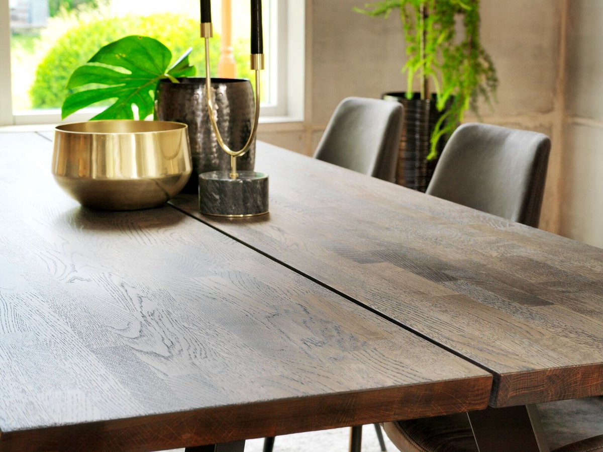 RowicoUKLimited's tweet photo. Picasso: a striking clean and modern dining collection reminiscent of Scandinavian simplicity #rowico #rowicouk #picasso #scandanavian #style #scandinavianstyle #furniture #design #collection https://t.co/tuayuoklxS