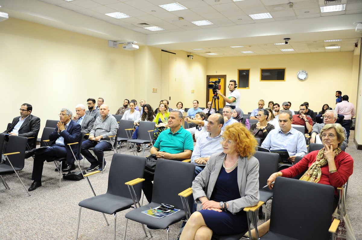 Energy_AUB's tweet photo. Many thanks to our students and audience for being an essential part of the seminar and panel on “Energy Transition”! @MSFEA_AUB @AUB_Lebanon @LeibnizUni https://t.co/tN6AgFaDv5