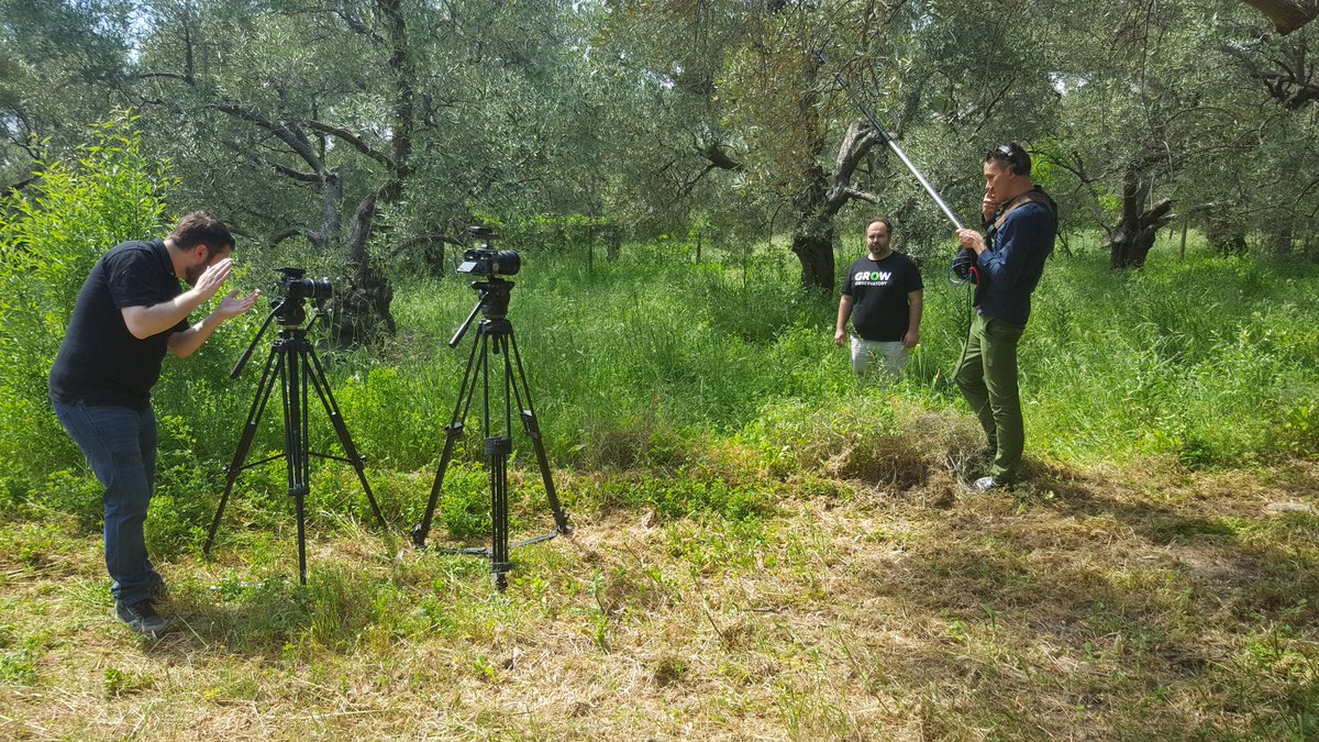 vertigo_starts's tweet photo. Shooting day in @CalypsoTree olive grove with the artist Kasia Molga and Pavlos Georgiadis from @growobservatory 📽  @olygamy @geopavlos #STARTSEU https://t.co/18hXO7CfmP