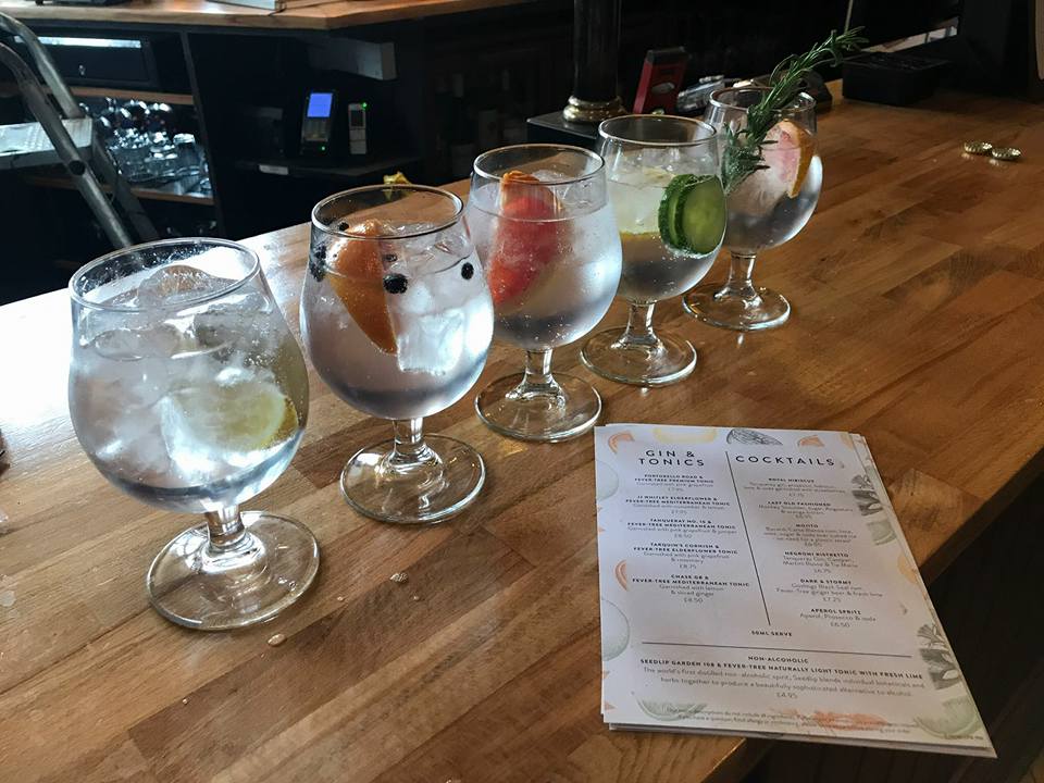 thehopeandbear's tweet photo. After work drinks?? Fabulous sunny gardens to enjoy 😎 https://t.co/FRVXsgElF3