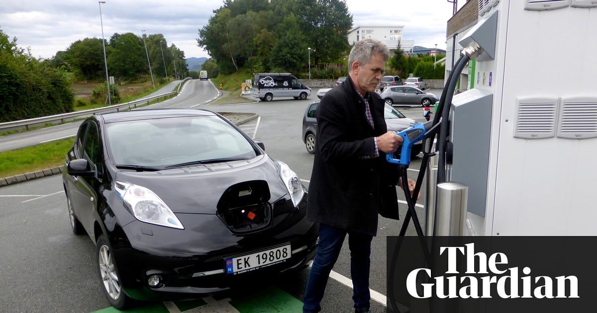 ProofCam's tweet image. UK drives into e-vehicle fast lane with 11% sales rise buff.ly/2J5xPe8