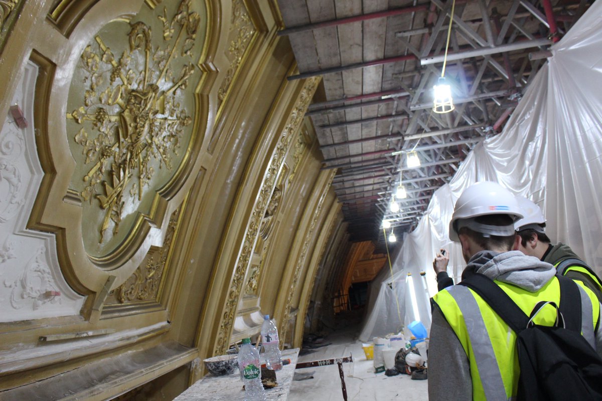 PrestonCollege's tweet photo. Our Level 1 &amp; 2 Plastering learners visited @WGBpl to see the impressive building undergoing restoration. @HaylesandHoweUK gave learners a tour of their work in the threatre and took a closer look at the remarkable plasterwork! Read more about it here: https://t.co/TLfFac2c9M 🔨 https://t.co/JhDrEafgIB