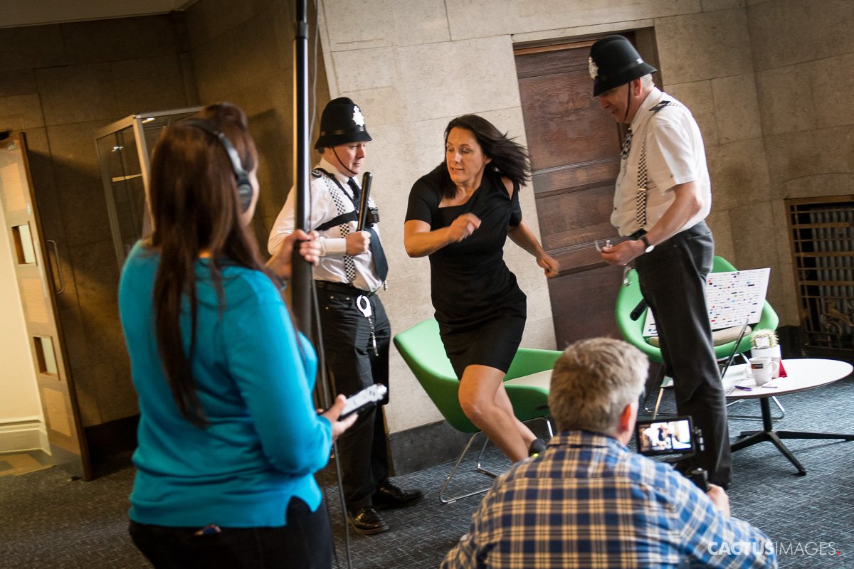 thebiglockup's tweet photo. Despite her best efforts to escape, @Lindsey_Hats served her time behind bars in Riverside Chambers cells and raised £510 for #TheBigLockupDerby. Another terrific contribution - thanks Lindsey! 🏅 https://t.co/jPoxvkm4Qt