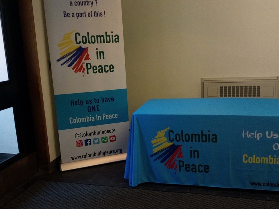 Colombiainpeace's tweet photo. @Colombiainpeace se encuentra en @ColombianConfer para contarle a todos sus invitados sobre nuestro proyecto https://t.co/mbgqUOc4fL