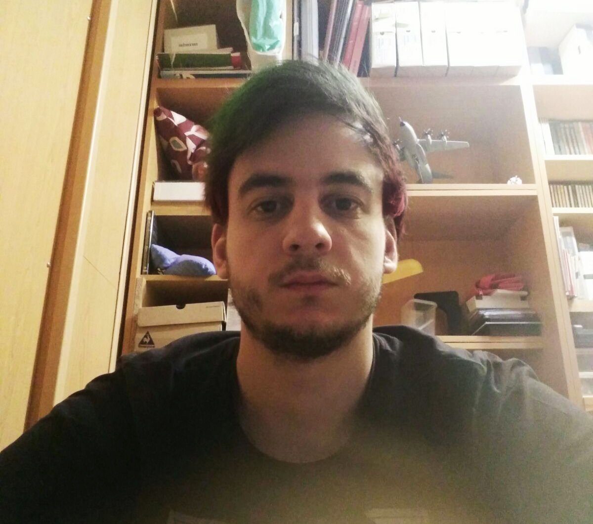 KawaiiKiwis's tweet photo. Bueno pequeños kiwis, aquí tenéis la sorpresa de este viernes...

¡Nuestro Kiwi Boss se ha teñido con los colores del club! 🥝💚 https://t.co/m5o67NYeJd