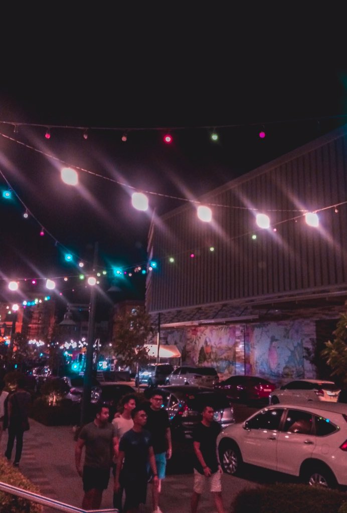 gentlemarv_'s tweet photo. City of Love, ladies and gents 💛✨ https://t.co/EIPC9w2yjm