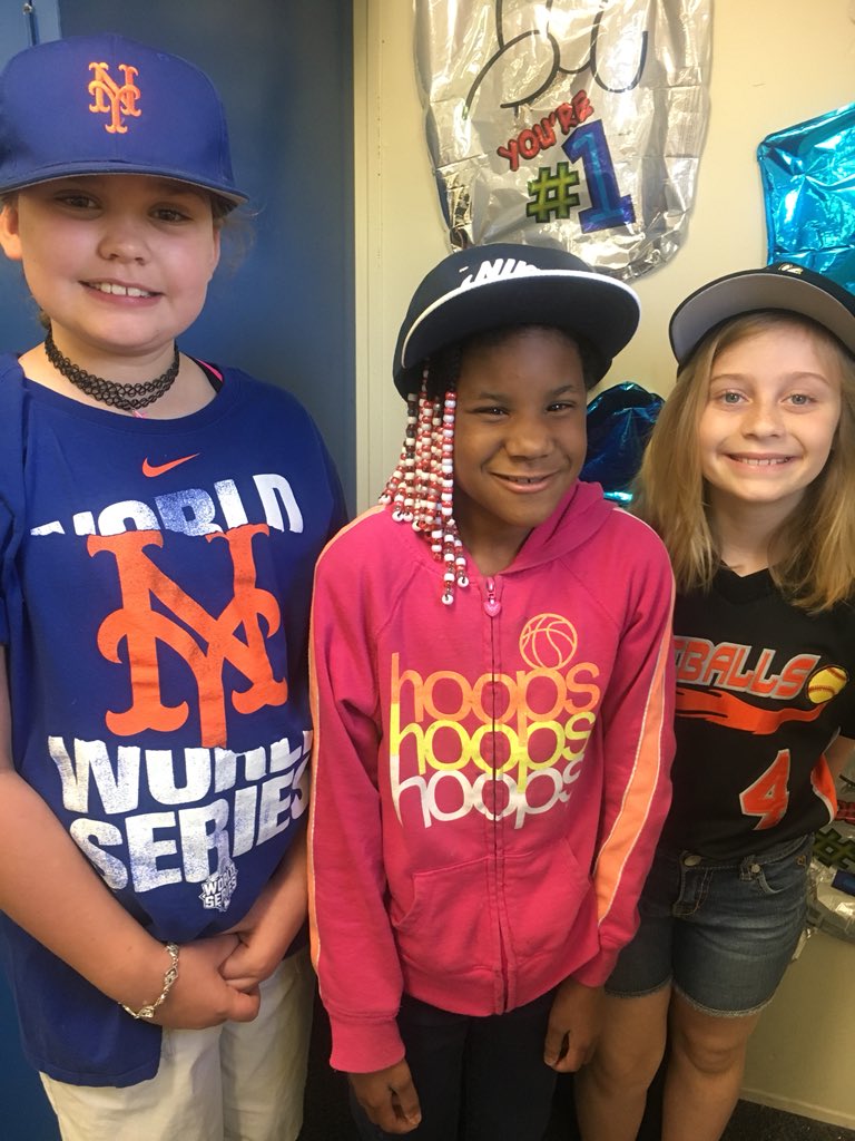 JannaTolleson's tweet image. 💆🏼‍♀️Fun morning kicking off our EOG review #slideintosuccess🎯#weretalkingbaseball⚾️#HankAaron #playeroftheweek ⭐️ #7thinningstretch 🙌🏼#BringyourAgame 🏆#knockitoutofthepark✔️
@WingateES_NC 💙💛 @educatingall @APShanda ⚡️