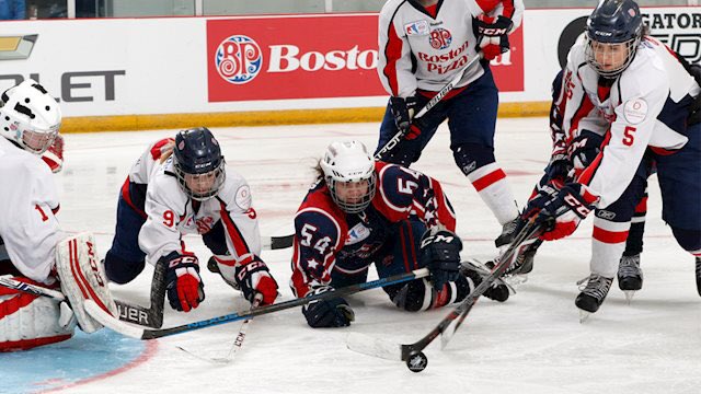 MBPaaa's tweet photo. @HC_EssoCup 3-1 loss for   @MBPaaa @PionnieresAA score 3 power play goals in the third to claim a spot in the semi-final  @hannahmacneil91 🥅@7Allienorris 🍎 POG @maddie_gray5 https://t.co/J6h49WhEvb
