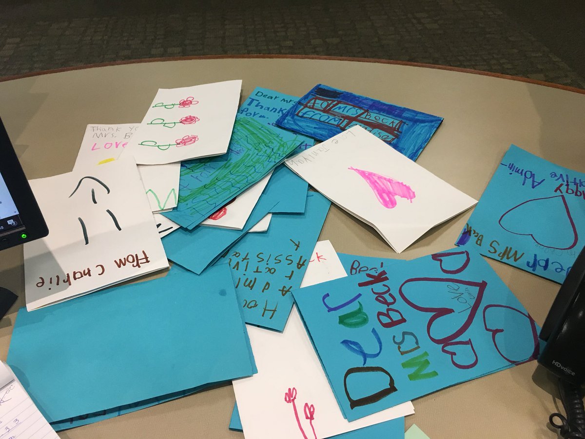 RCEMom11's tweet photo. Certainly feeling the ❤️❤️❤️ this week. Thank you to my RCE family for ALL my cards, gifts, lunch &amp; treats. #oneRCE #AdminProfessionalsDay https://t.co/LCtZHdDtZY