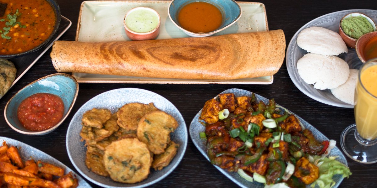 sakonis's tweet photo. Got your eyes on a Friday Feast? Tag someone you feast with to be in with a chance of winning any one of the dishes in this picture! 🏆 https://t.co/AuN89fqQ9w