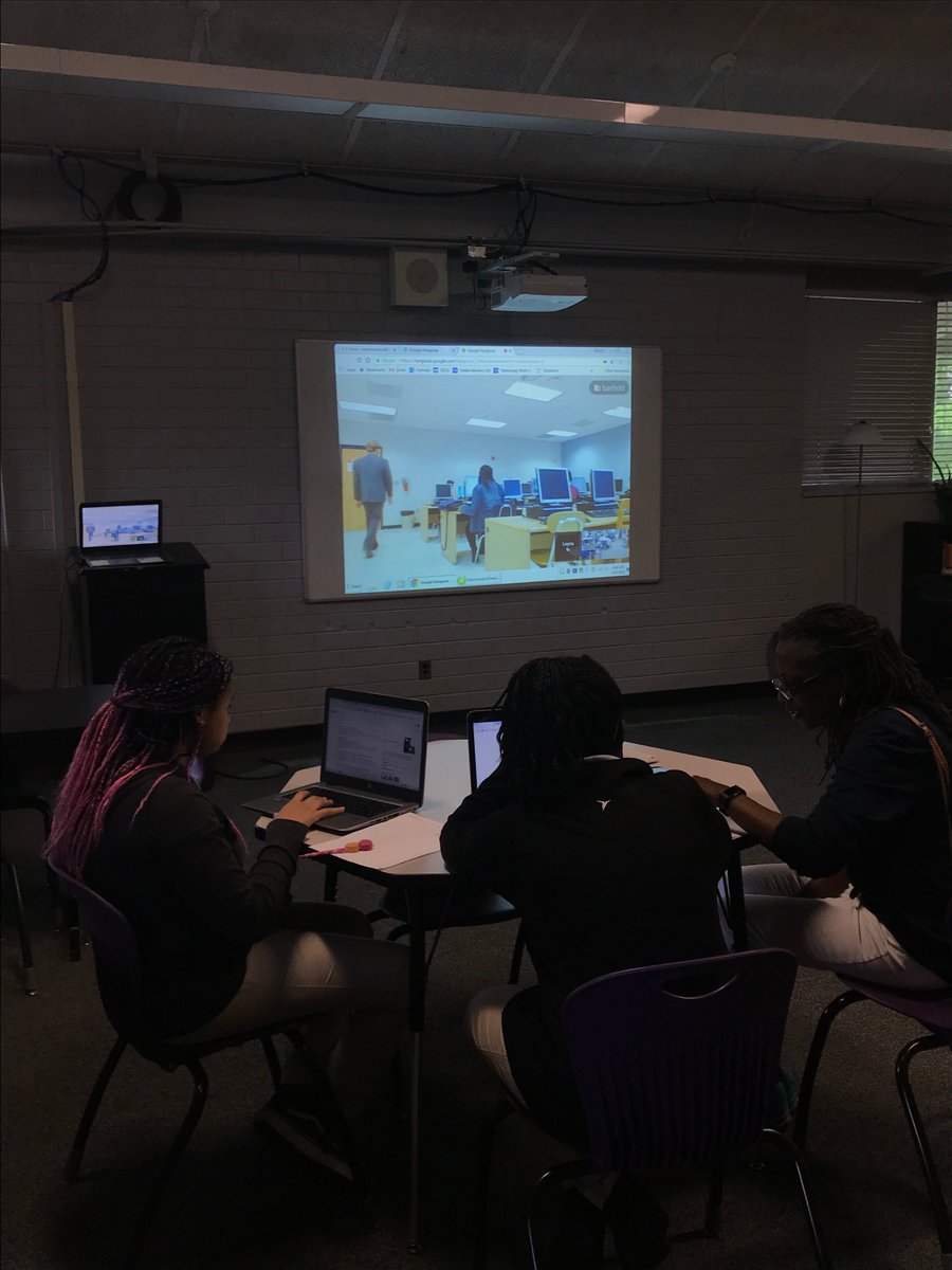 Virgo and <a href="/WillistonTigers/">Williston Tigers</a> #NHCSstae  groups are hanging out today for a joint session  to do research on "The Daily Record". <a href="/NewHanoverCoSch/">New Hanover County Schools</a> #NHCSchat <a href="/SusanHitt/">Susan Hitt</a>  <a href="/StarNewsOnline/">StarNewsOnline</a>