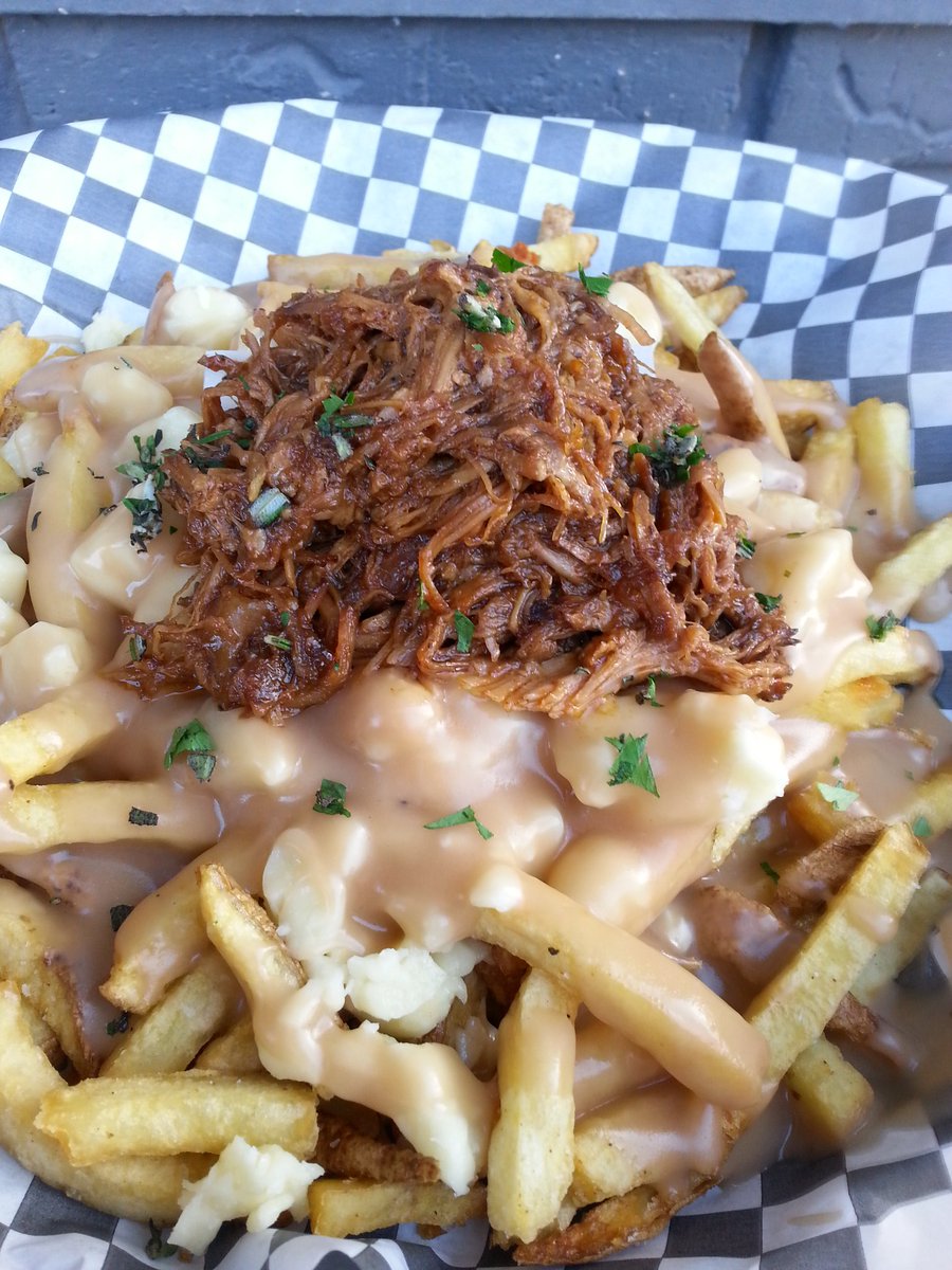 Happy #Fryday #PulledPork &amp; Traditional #Poutine available today! Open @ noon #JunctionTO