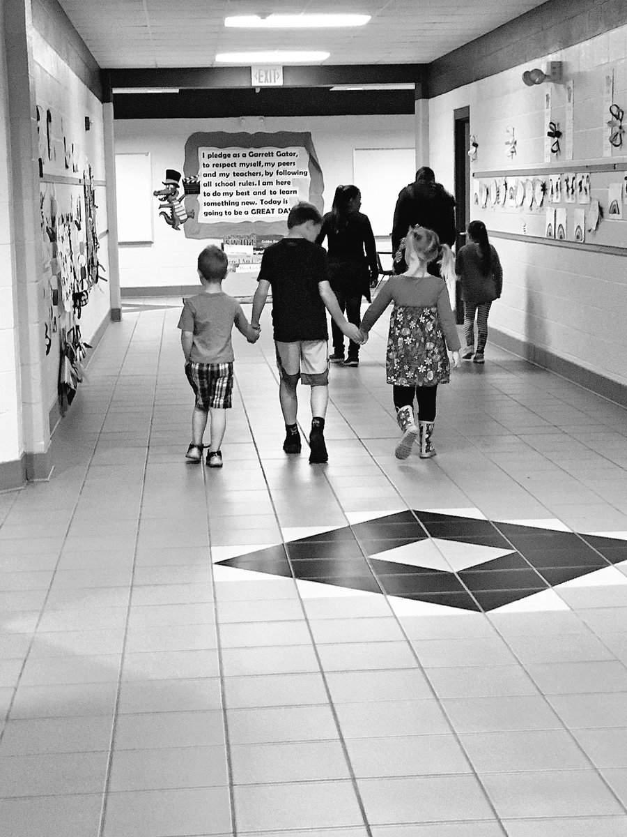 rwood_3's tweet photo. Kinder screening underway #bestillmyheart #studentleaders @ammannml @onealcno @TechnicallyItsK @jenwstory @AGEWhitsonK https://t.co/ejmPKxfywq