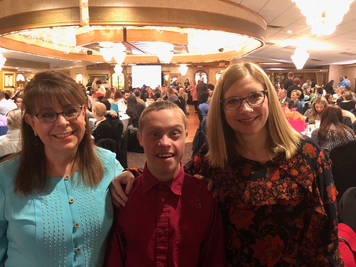 BDWilch's tweet photo. #HHS senior Joe Korane recognized for his extracurricular involvement (Hudson High Swing Marching Band) at State Support Team Region 8 recognition banquet! Joe is joined by his parents and #HHS Staffers, Cindy Crookes ( nominator) &amp; Mary Eleo! #ExplorerPride! https://t.co/SyWTBGu67y