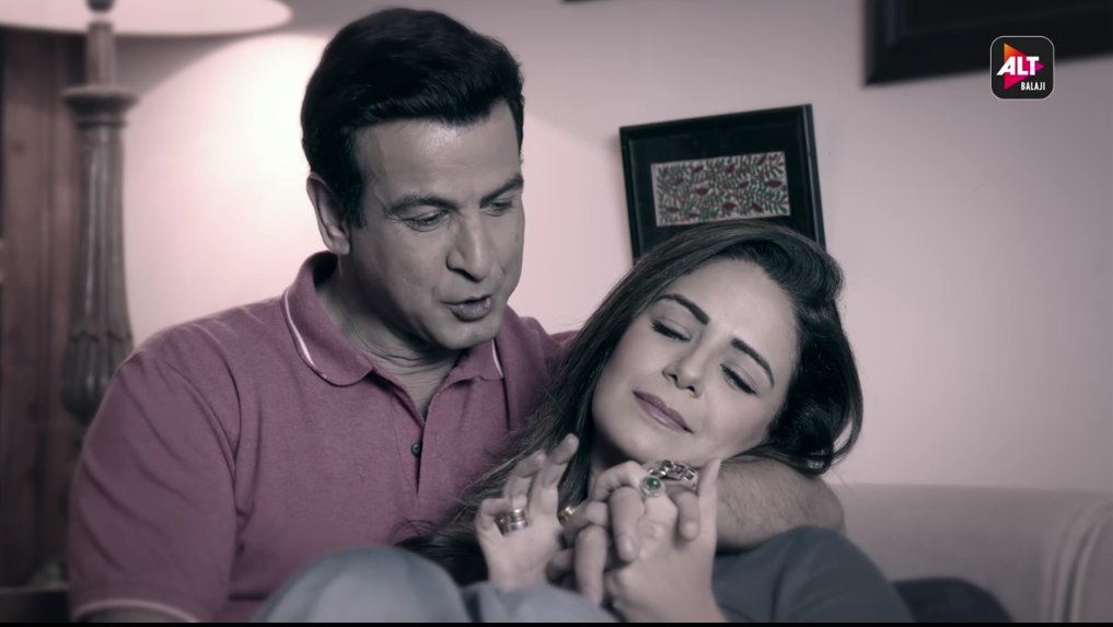 #RohAna 😍😍😍  #KehneKoHumsafarHain #Monasingh #RonitRoy  #KKHH #ALTBalajiOriginal #ALTBalaji @altbalaji <a href="/RonitBoseRoy/">Ronit Bose Roy</a>  <a href="/ektaravikapoor/">Ekta Kapoor</a> @shrishtiarya