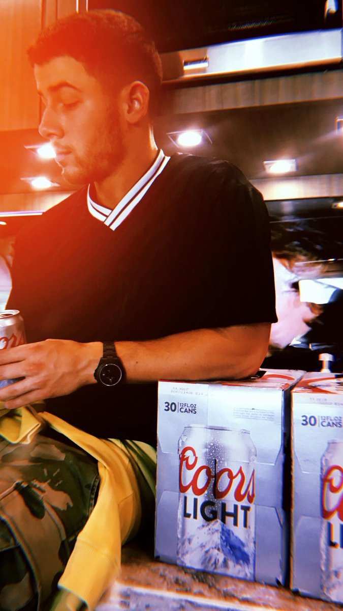 TeamNickJPH's tweet photo. 📸| Nick Jonas via Instagram story (joejonas) https://t.co/4mPYRsPLke