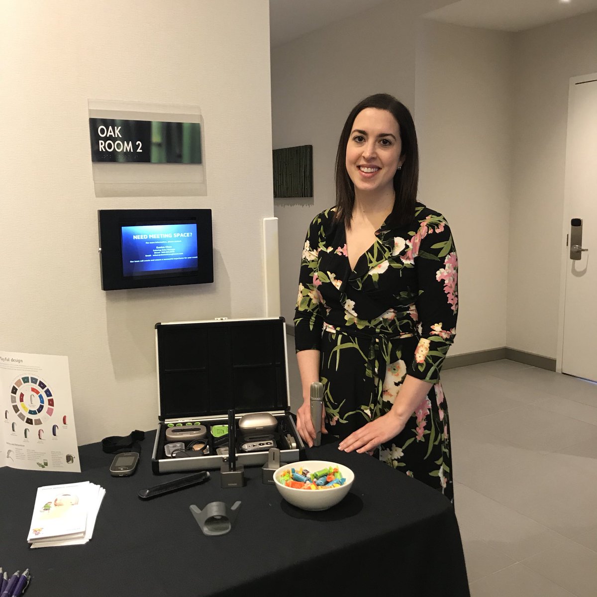 SoundIntuition's tweet photo. We are joined today by Monika from @phonak who brought us sound! #wessapril2018 https://t.co/3tH0754z3y