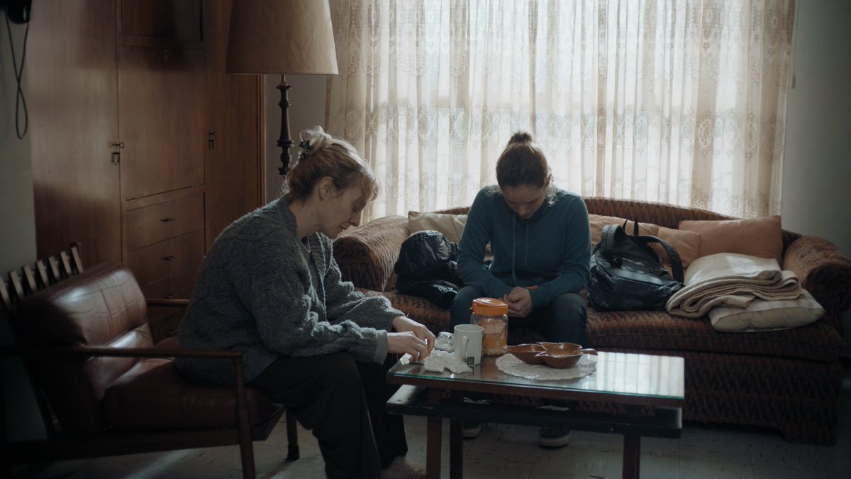 Hoy podés ver <a href="/InvisiblePeli/">Invisible</a> en estos #cines!

PROVINCIA DE BUENOS AIRES:
La Plata / Cine Municipal Select: De Jueves a Lunes, 19.30 hs.

MENDOZA:
Guaymallén / Cine Teatro Recreo: Viernes, 21.30 hs.