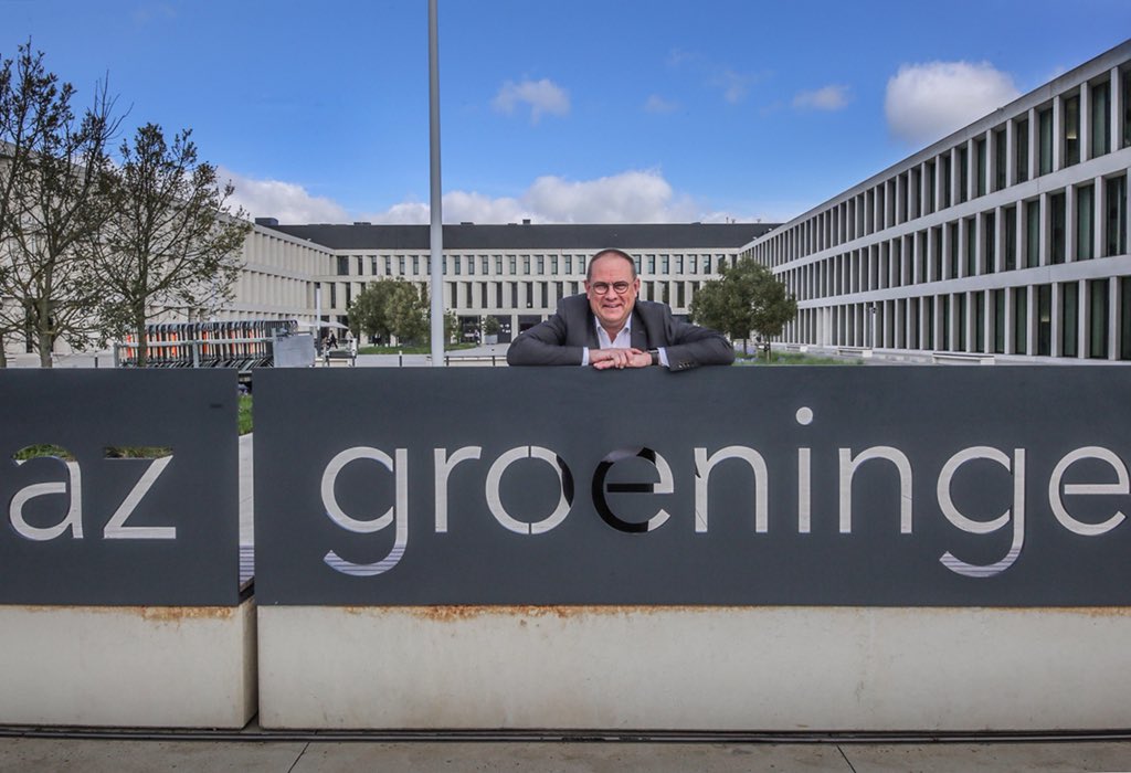 slk8500's tweet image. De kogel is door de kerk: vanaf 7 mei word ik Manager Pers en Communicatie @azgroeninge Samen met mijn team ga ik er de interne en externe communicatie uitbouwen. Een uitdaging waar ik ongelooflijk veel #goesting in heb!
#gezondheidszorg #ziekenhuis #Kortrijk #50plus #challenge