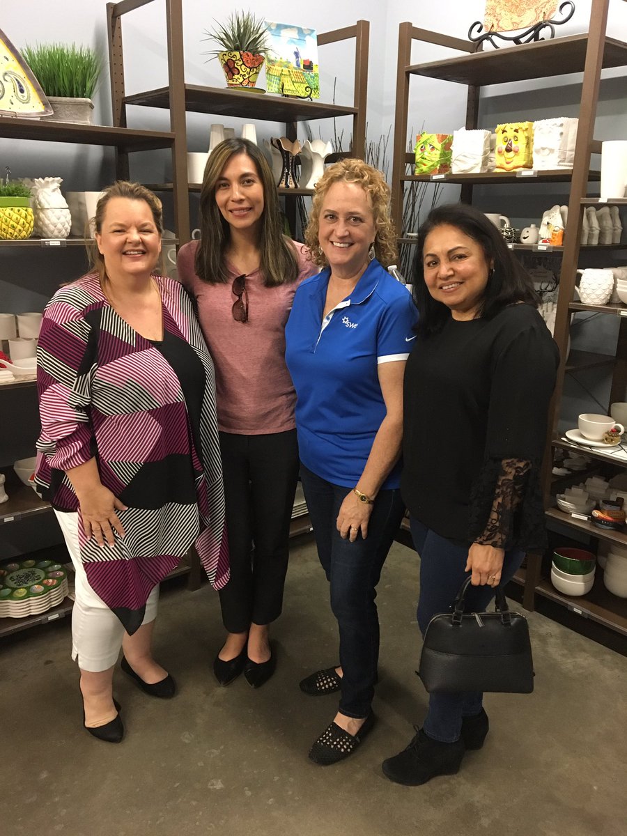 Charu Pandhi tweet media