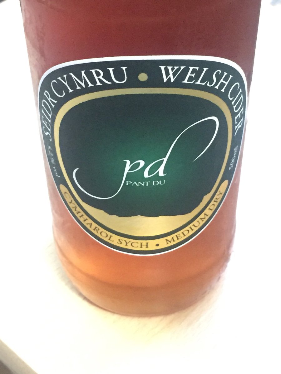 #nowdrinking <a href="/PantDu/">Pant Du</a> #realcider
Lovely stuff hope to pick up some more in June.