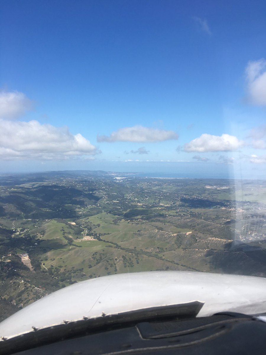 pilotfrederic's tweet photo. Approach at Monterey, Ca https://t.co/U4FxP2ILya