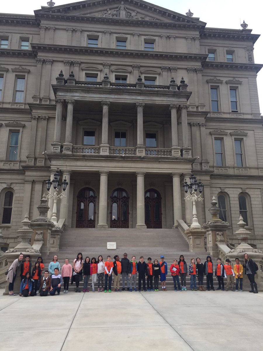 DawnKlemp's tweet photo. Last field trip as a fourth grade teacher. Bittersweet. #troyunion https://t.co/HGbWZ6494J