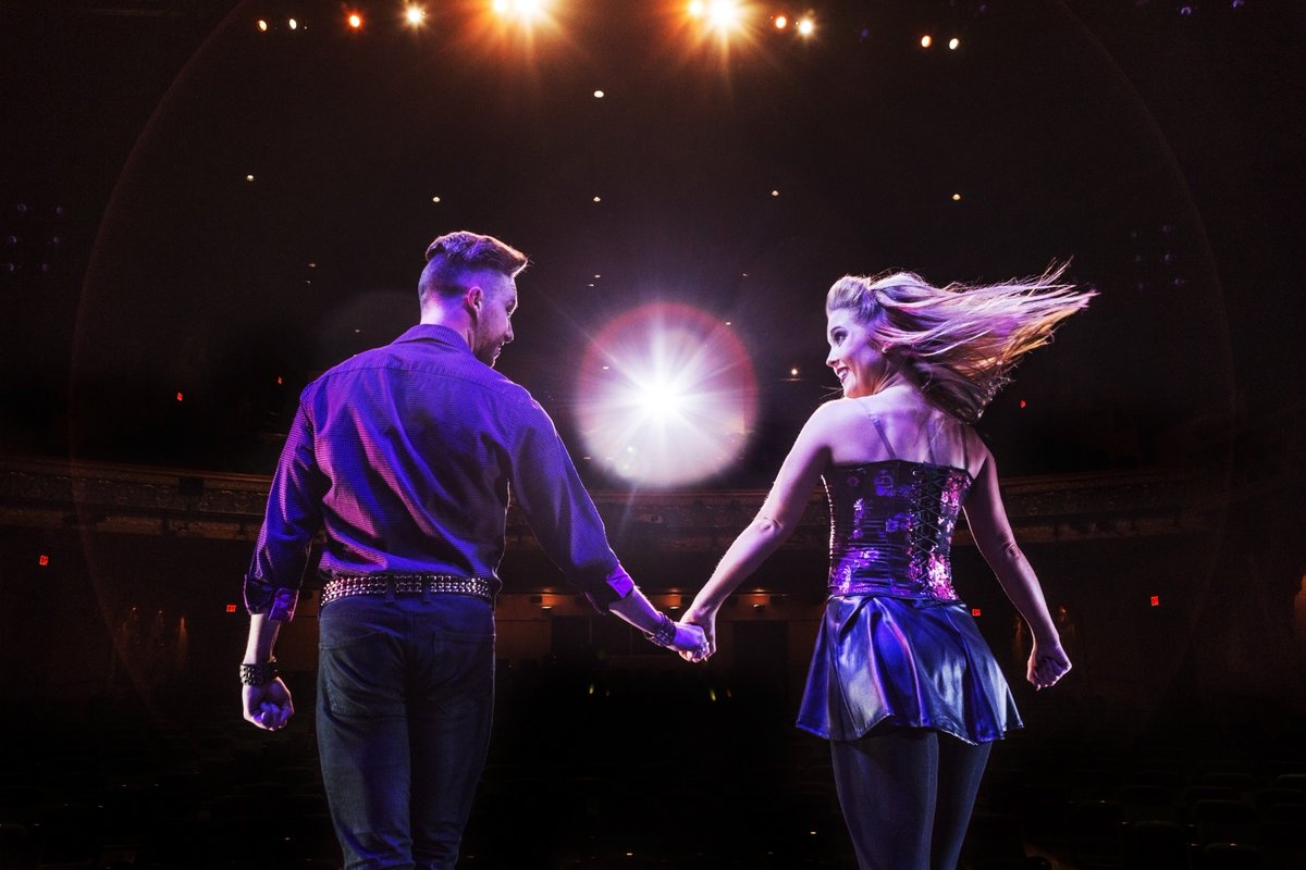 ON STAGE SUNDAY // @rocknrd2dub, the new generation of #Irish music and dance. Orchestra seats still available: facebook.com/events/1228942… #HippodromeLive #RR2D #RR2DTour2018 #RockinRoadToDublin