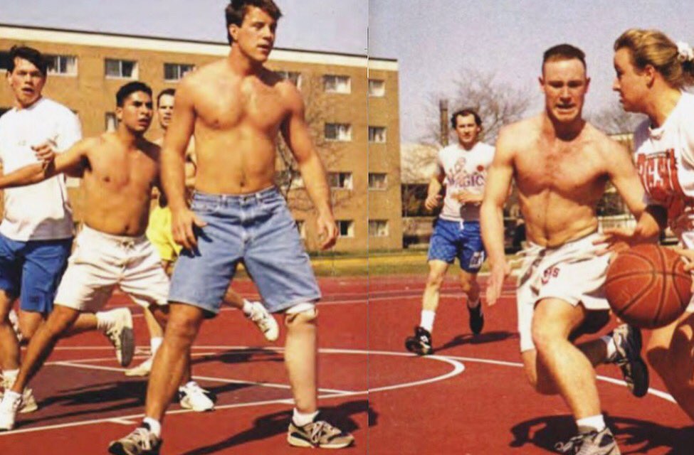 BGRelived's tweet image. Students playing on the badketball courts located between Harshman and Kreisher. (1994) #bgsu #bgsubasketball