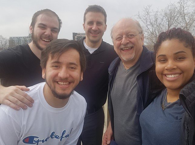 PeerSpheres's tweet photo. Félicitations à nos stagiaires de marketing qui ont soutenu notre initiative #BetheChange. Nous leur souhaitons le meilleur à l'avenir. Ils vont nous manquer! https://t.co/4IdyVOf63p