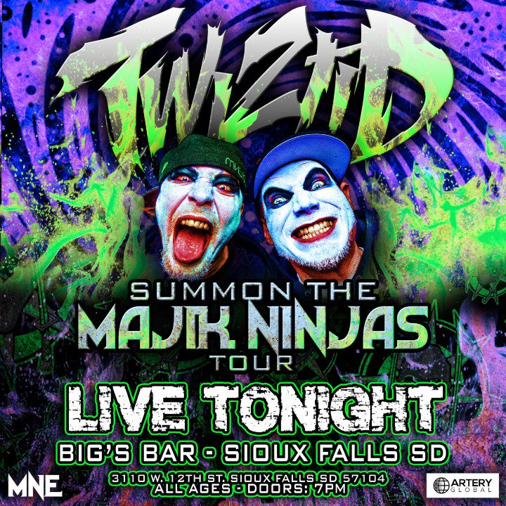 tweetmesohard's tweet photo. 2night 2night ๐Sioux Fall SD. #FAM let's #repthatwicked https://t.co/qcFAfyHhvR