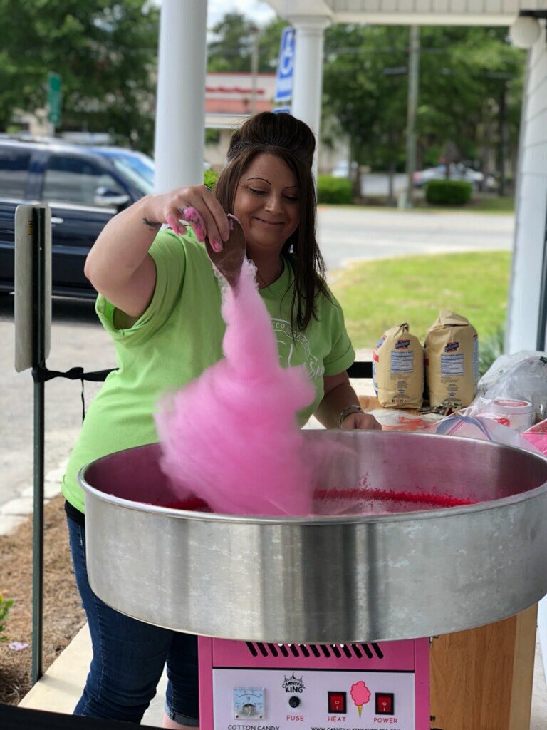 TLFCU's tweet photo. We are celebrating #CUYouthMonth at our Crawfordville branch today!! Swing by with your little one for hotdogs and cotton candy until 5 tonight and 9-12 tomorrow. https://t.co/P8Z4SMG6Wl