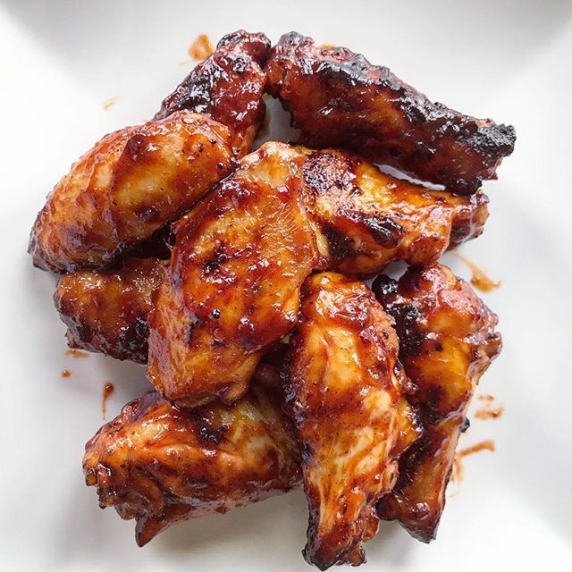 Thermapen's tweet photo. 📷: @learningtosmoke
・・・
Now these are some great looking wings. .
#ThermoWorks #thermapen #chicken #poultry #wings #chickenbreast #chickenwings #smoke #smoker #smoked #bbq #barbecue #barbeque #food #foodie #meat #protein #paleo #glutenfree #temperatu… https://t.co/COvzqypELE https://t.co/8gB31KGc0E