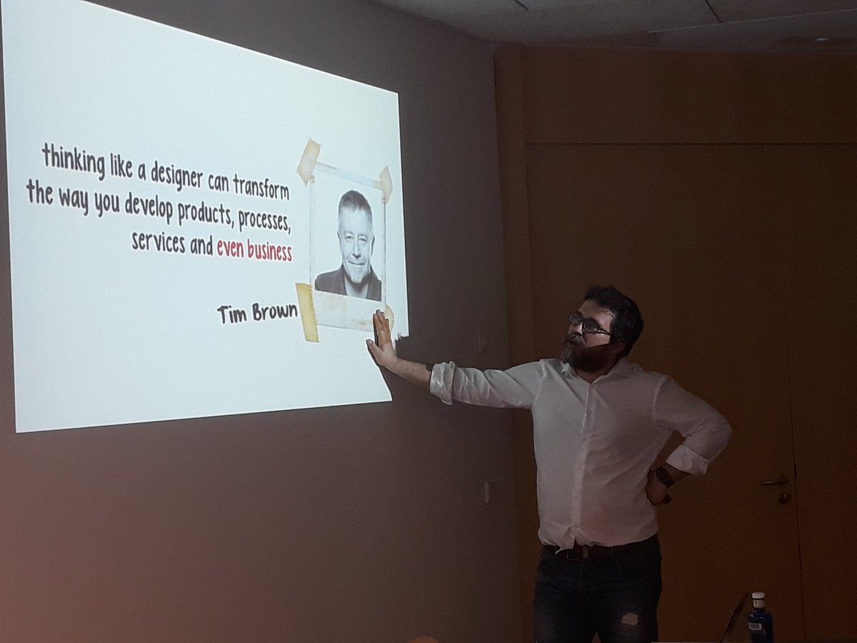 Roberto_Ranz's tweet photo. Aplicando Design Thinking en el taller de @ASTITechGroup
en #ExplorerDay2018 @ASTI_France @ASTIMRobotics https://t.co/wrIowyWlne