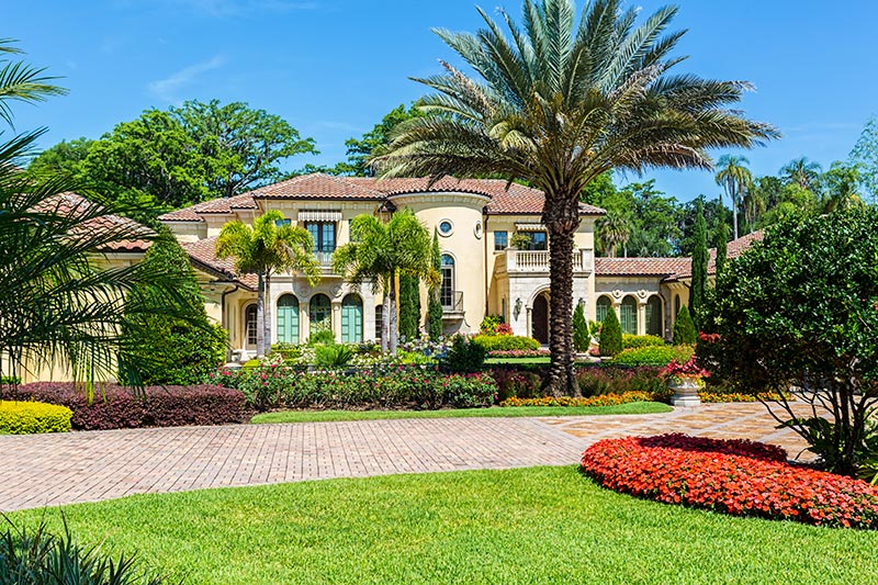NWprivateclient's tweet photo. Did you know Nationwide Private Client homeowner policies include landscaping coverage? Contact an agent to review your current homeowners policy. (State limitations may apply.) https://t.co/EPGybF85o2 #thinkNWPCfirst #ArborDay #LandscapeArchitectureMonth https://t.co/JPIyKsfM4n