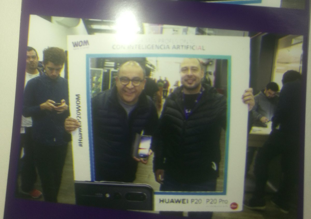 PatoZambrano's tweet photo. #HuaweiP20WOM https://t.co/ERWAAvAxqk