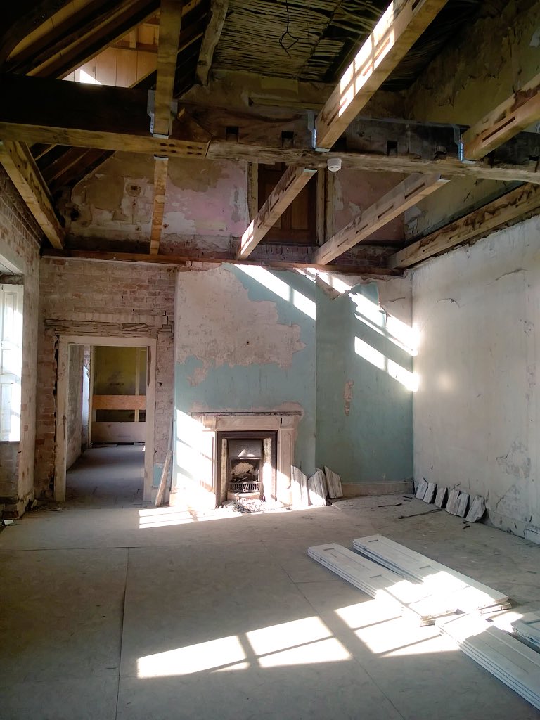 NTCroome's tweet photo. "Great buildings that move the spirit have always been rare. In every case they are unique, poetic products of the heart" - Arthur Erickson #FridayFeeling #TheRedWing https://t.co/ojX5qHCMUL