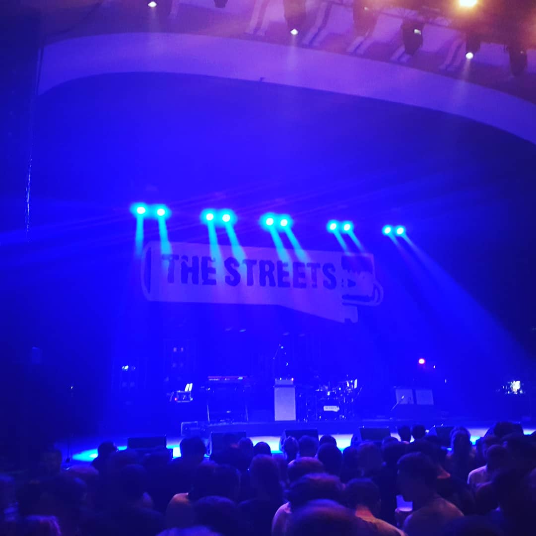 MikeGeorgiou3's tweet photo. Absolutely mental night.. Definitely one of the best gigs I've been to @mikeskinnerltd @O2academybrix #thestreets #brixton https://t.co/YHKnWWiVEH
