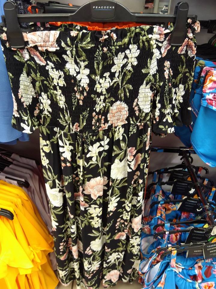 96laurawells's tweet photo. I love this dress! #SummerIsHere #shoppingday #ShoppingQueen https://t.co/T9m3Id89Qw