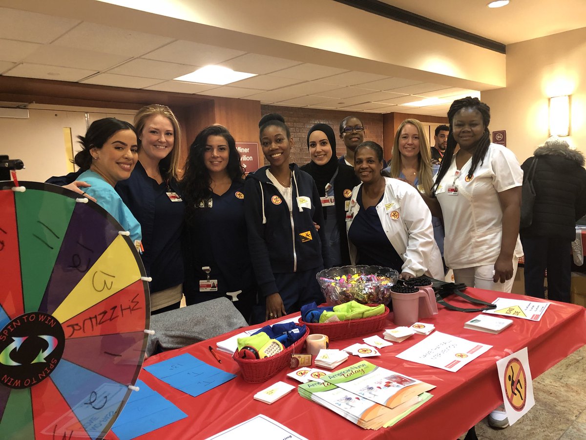 ErnestoPMir's tweet photo. π»#NoFallsFridays initiative lead by @NYPBrooklyn Fall Champions π»Interactive β Fun β Engaging activity π» #PatientSafety #keepGoing #StaffEngagement #BklynMethodistStars https://t.co/RInqruBF2a