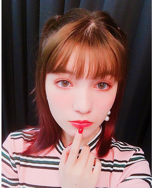 creaxox's tweet photo. Popteen6月号発売❤️

みちょぱさん卒業おめでとうございます😭今月はもちのろんでみなさまゲットしてください！✨付録も本当に毎回豪華だけど今回もすごいです◎イベントの様子や、私はメイク企画にもたくさん出させていただいてるのでぜひ本屋さんなどでチェックしてくださいね🙏💗 https://t.co/vnUPw09N03
