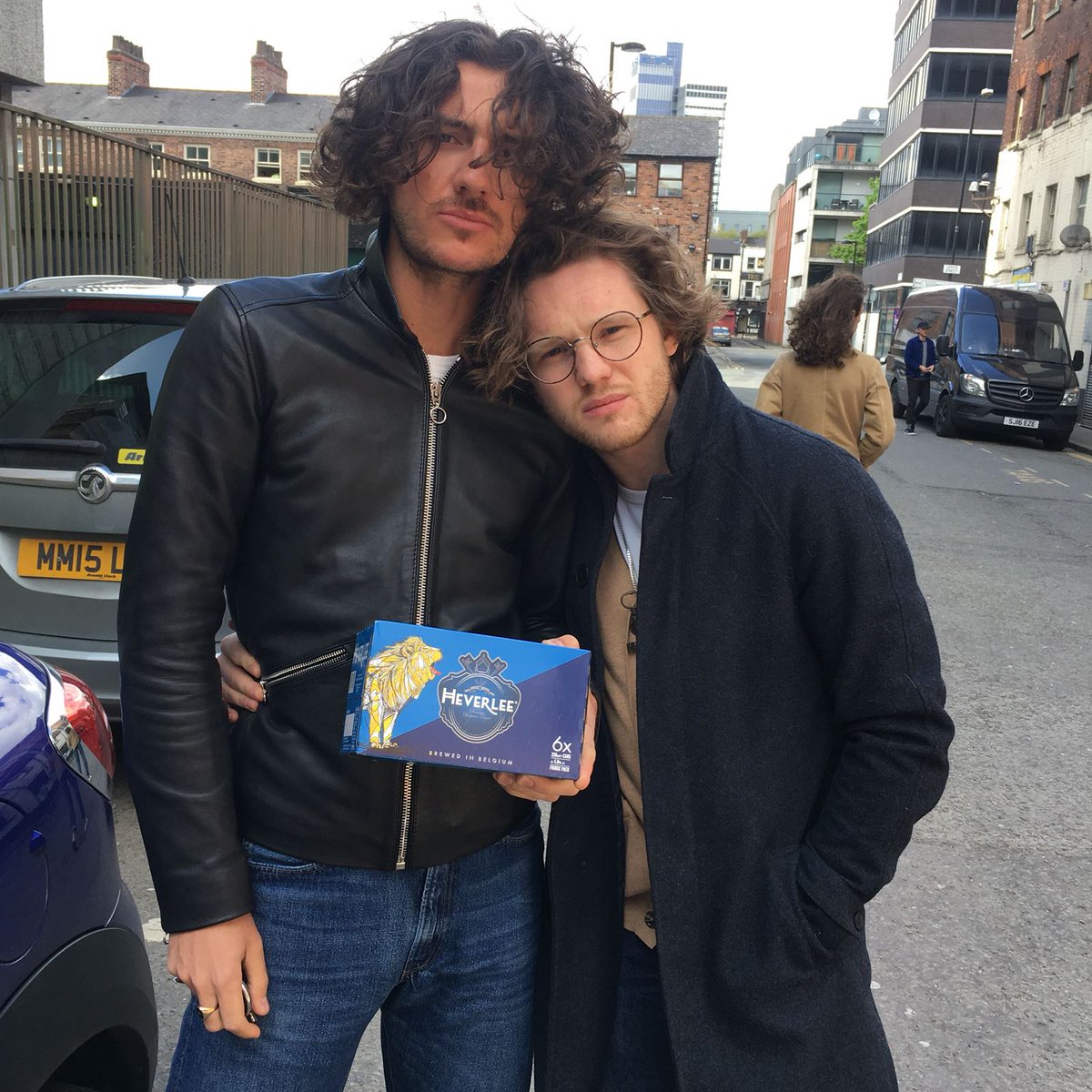 HeverleeBeer's tweet photo. So, @BlossomsBand have had their Heverlee drop ๐ช
the Heverlee team are out in Manchester again today, delivering beers far and wide as part of #HeverleeSent
Blossoms' new album 'Cool Like You' is out now and available on: https://t.co/wH6s8QxgcP https://t.co/OCoSGB9PTM