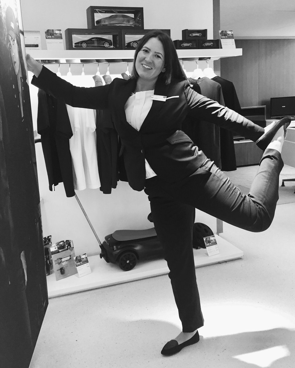 yorkiepuddings's tweet photo. #FridayFeeling Checkout our Elvira #ISSers joining in with #charity #AutismDanceDay & #ISSHealtheee #ISSWellbeing week Physical activity 💃🏼🕺🏼@BMW_ParkLane 4 @AnnaKennedy1 OBE from @ISSUKComms @ISSFrontofHouse @ISS_CR Thank you great #moveslikejagger 🌟 https://t.co/lVSx6rtENP