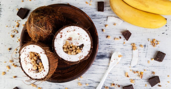 The Guilty Pleasure Food That Reduces Stress &amp; Inflammation mindbodygreen.com/articles/how-d…