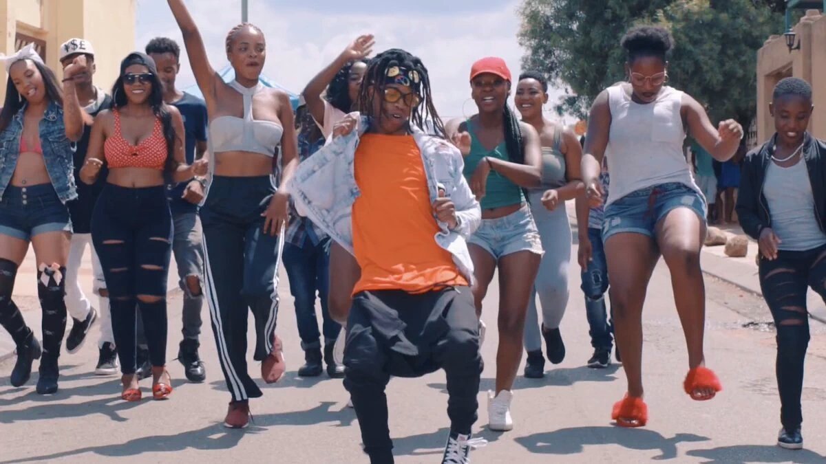 leonildomathons's tweet photo. #ClubControler @PrinceKaybee_SA miba vunanga bya bom nwana papayi khomisa sweswo @326Thwii @ConnyMikateko https://t.co/ZMrx2KwPrh