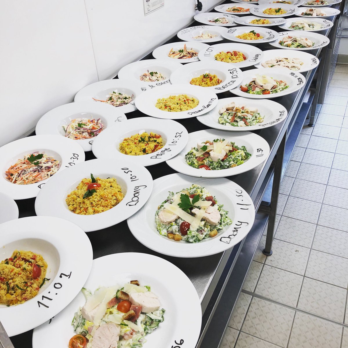 adelelassu's tweet image. VRQ level 1 final Btest today @DonnyCollege @WaterfrontDC  learners passing with flying colours #cheflife